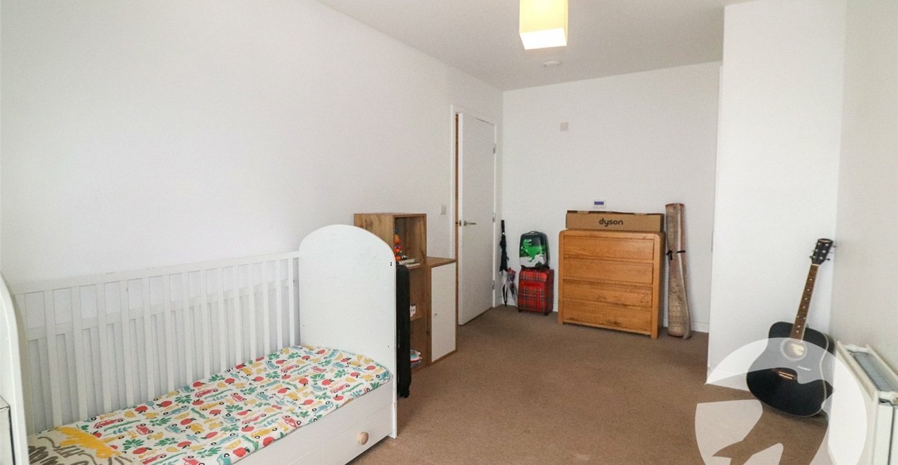 2 bedroom property for sale in Erith | Robinson Jackson