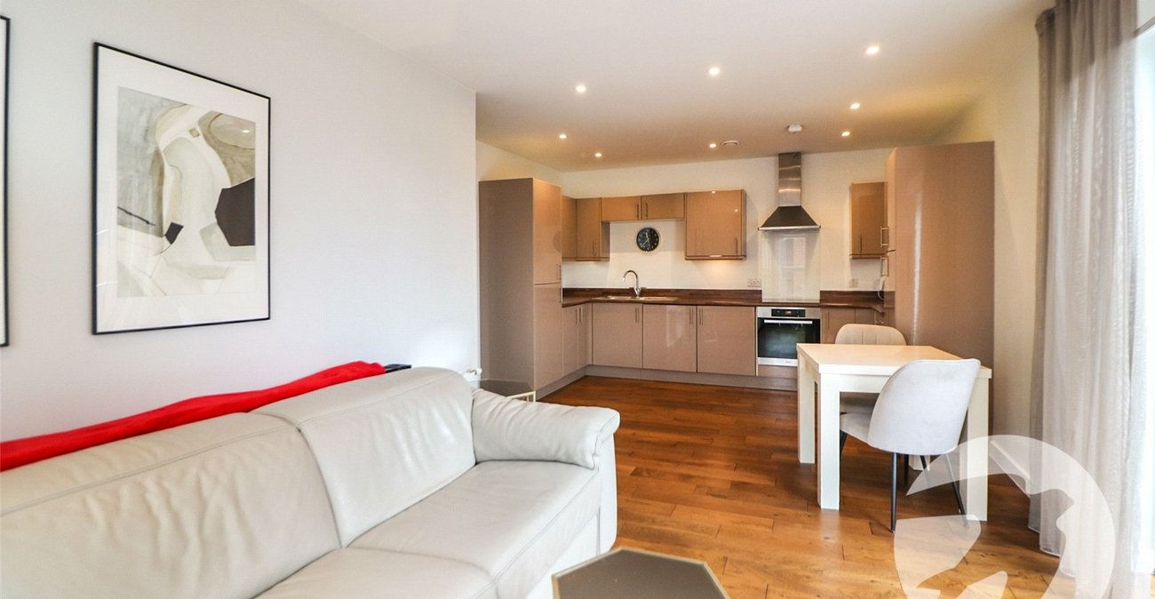 2 bedroom property for sale in Erith | Robinson Jackson