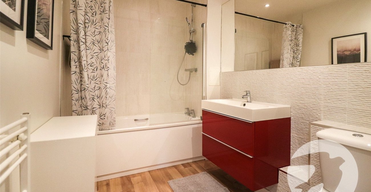 2 bedroom property for sale in Erith | Robinson Jackson