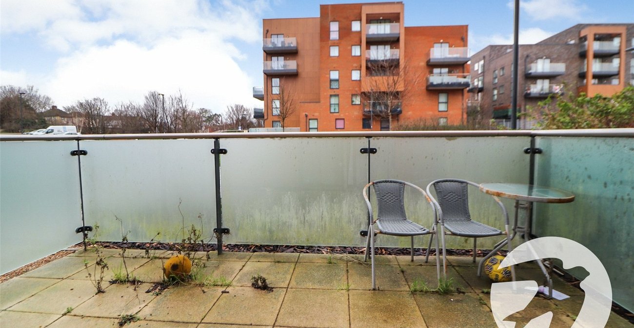 2 bedroom property for sale in Erith | Robinson Jackson