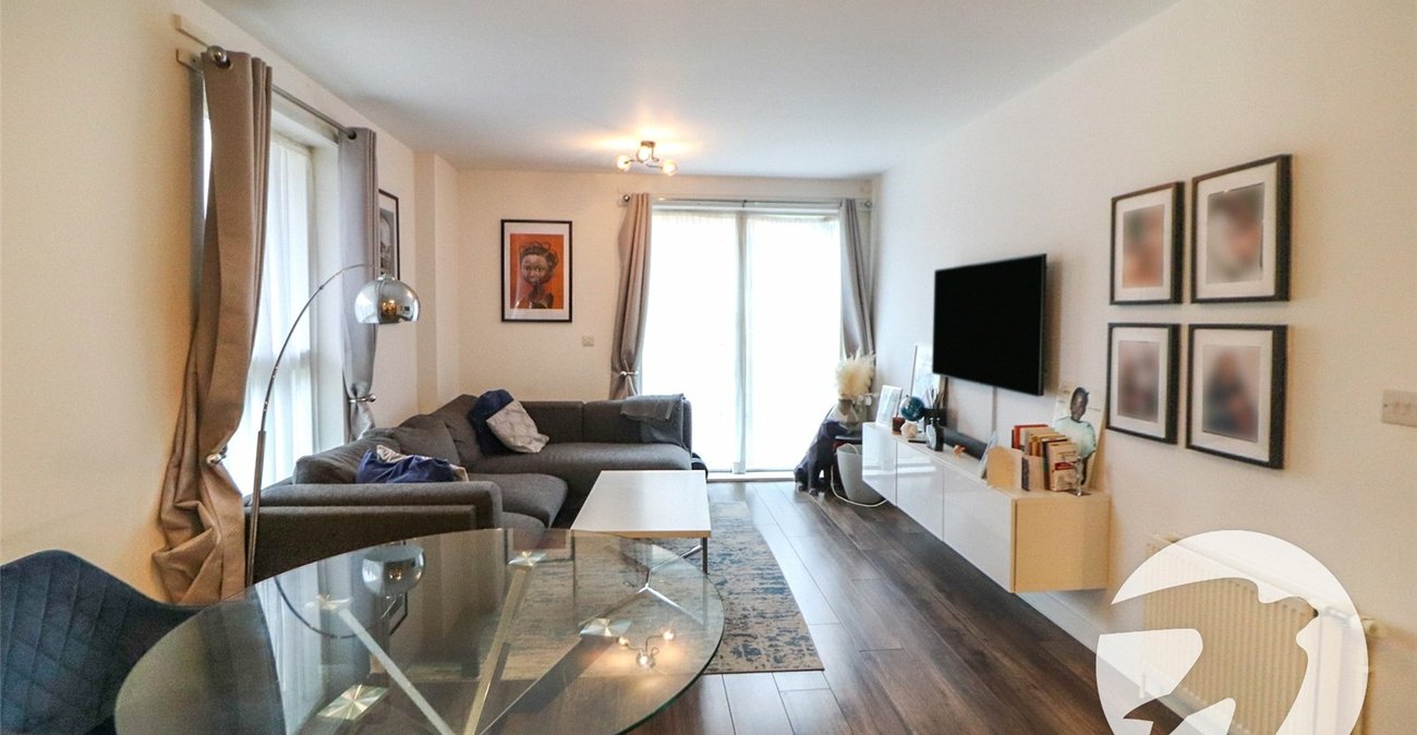2 bedroom property for sale in Erith | Robinson Jackson