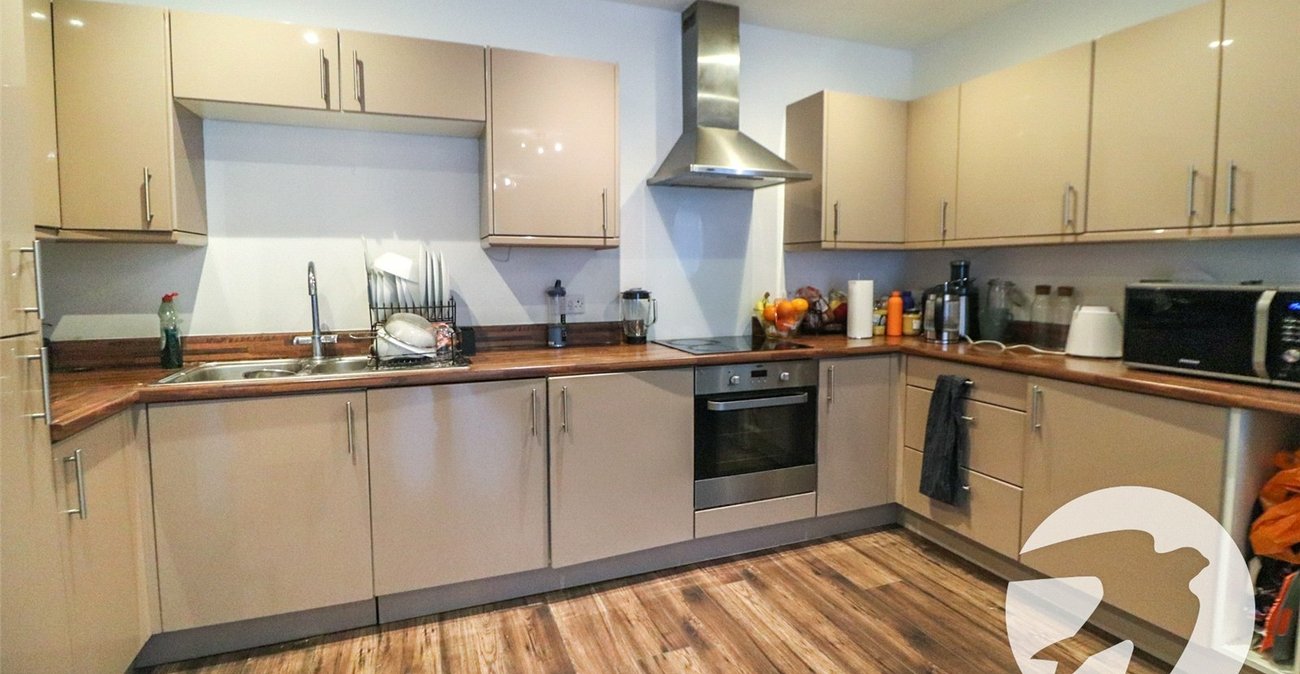 2 bedroom property for sale in Erith | Robinson Jackson