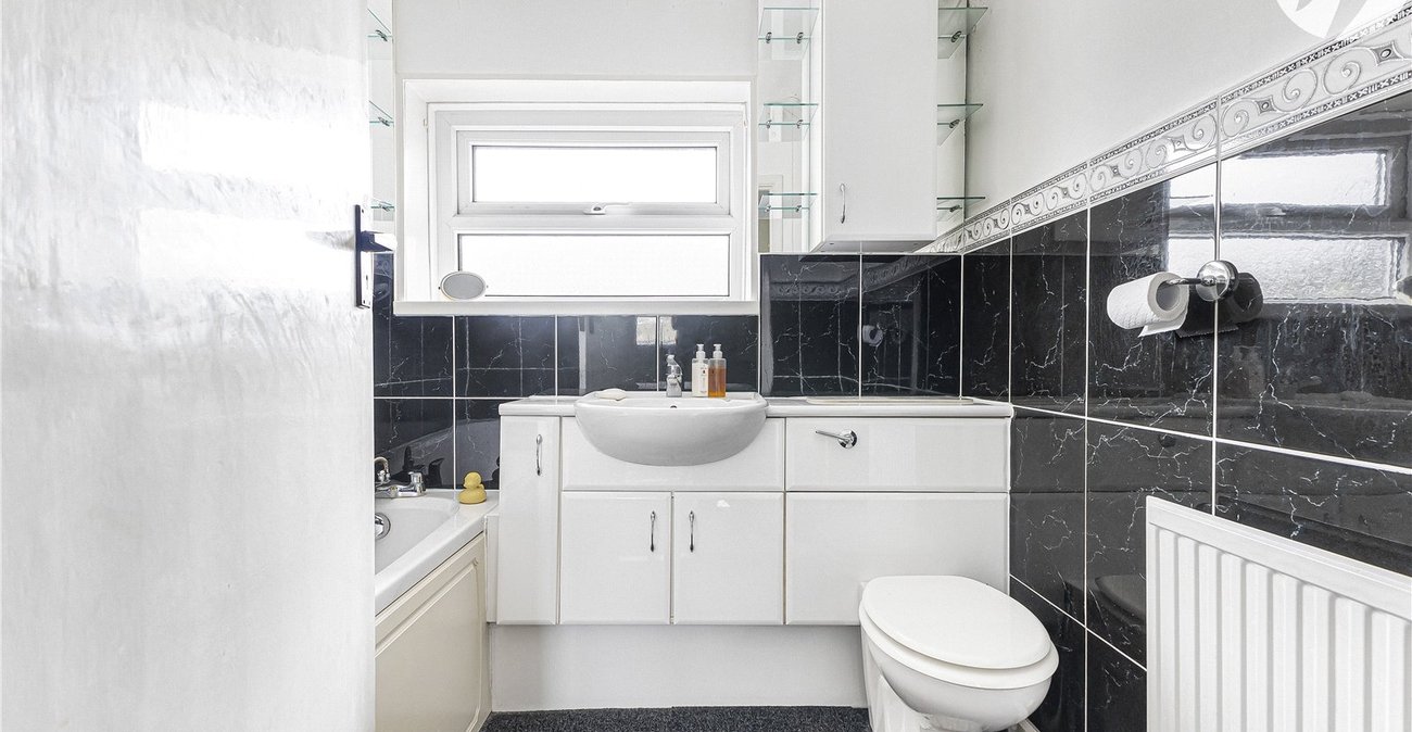 3 bedroom house for sale in Maidstone | Robinson Michael & Jackson