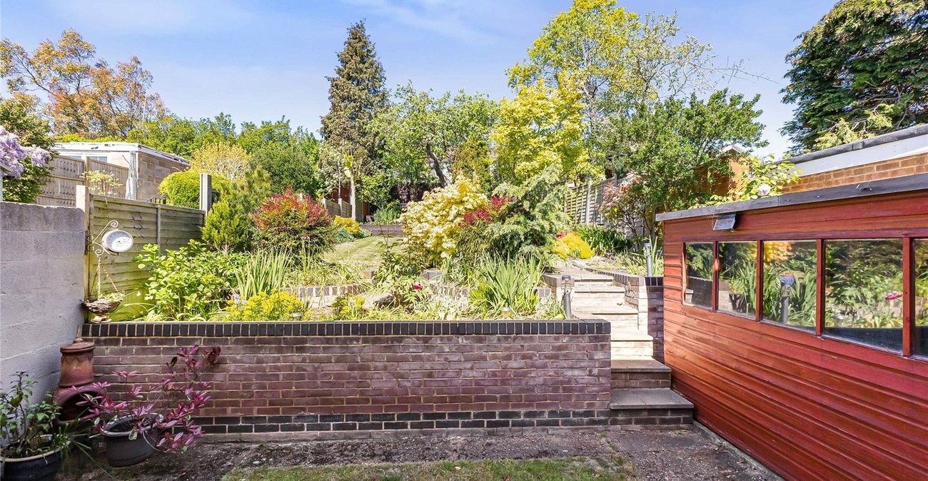 2 bedroom house for sale in Rochester | Robinson Michael & Jackson