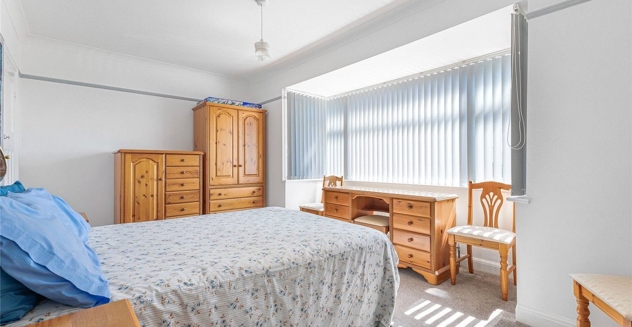 2 bedroom house for sale in Rochester | Robinson Michael & Jackson