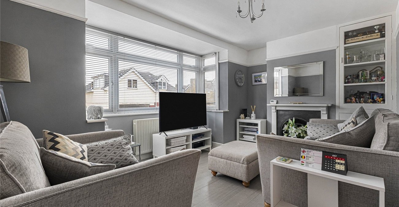 2 bedroom house for sale in Rochester | Robinson Michael & Jackson