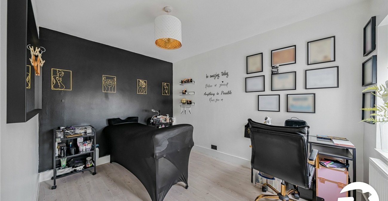 3 bedroom house for sale in Woolwich | Robinson Jackson