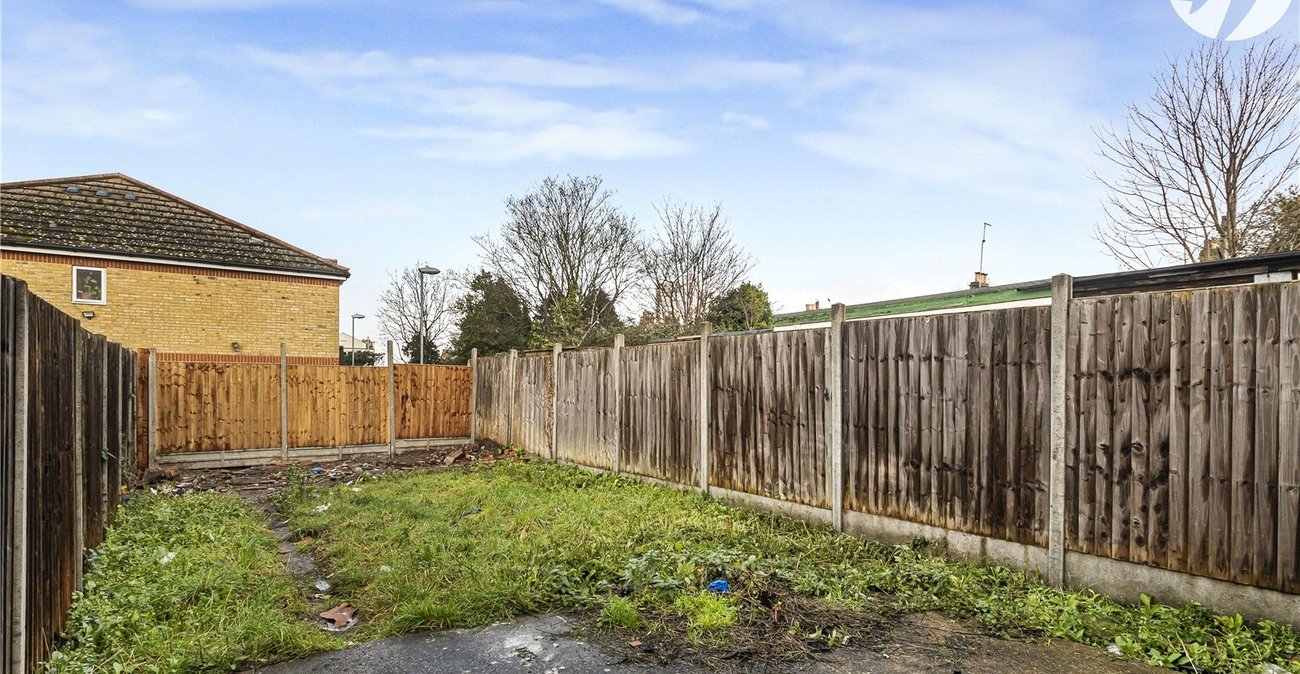 3 bedroom house for sale in Woolwich | Robinson Jackson