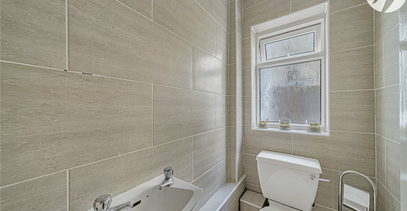 3 bedroom house for sale in Woolwich | Robinson Jackson