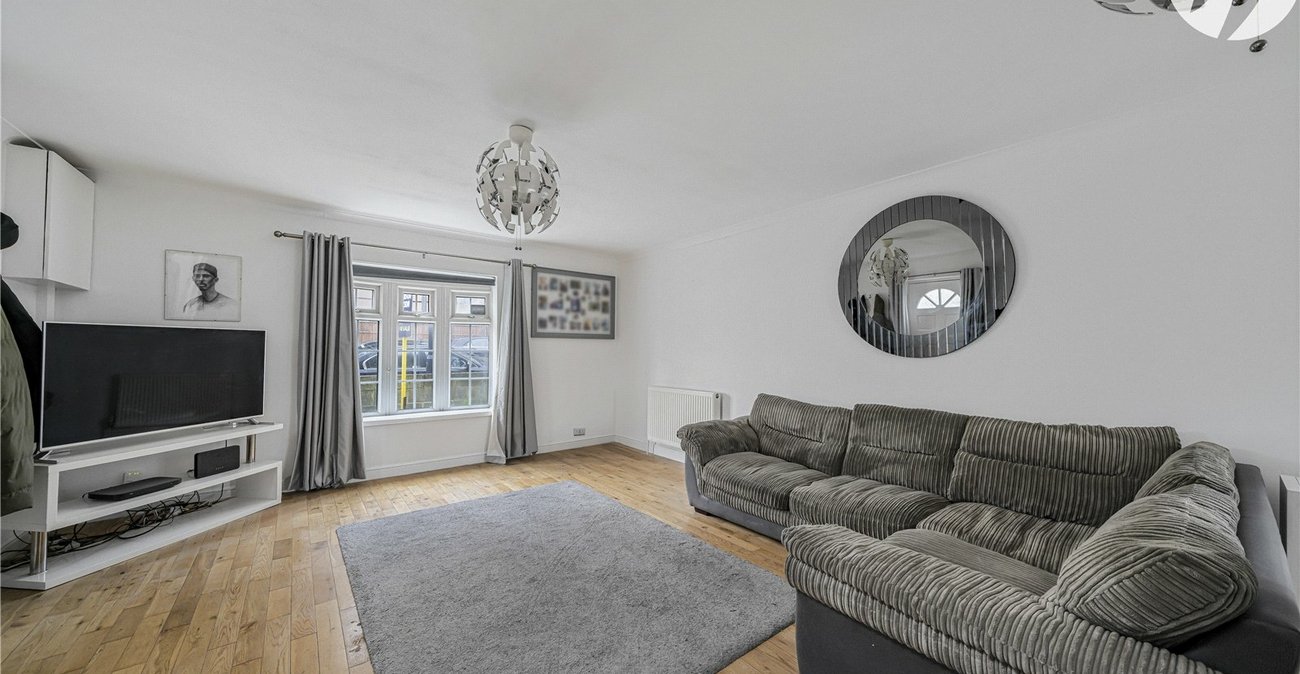 3 bedroom house for sale in Woolwich | Robinson Jackson