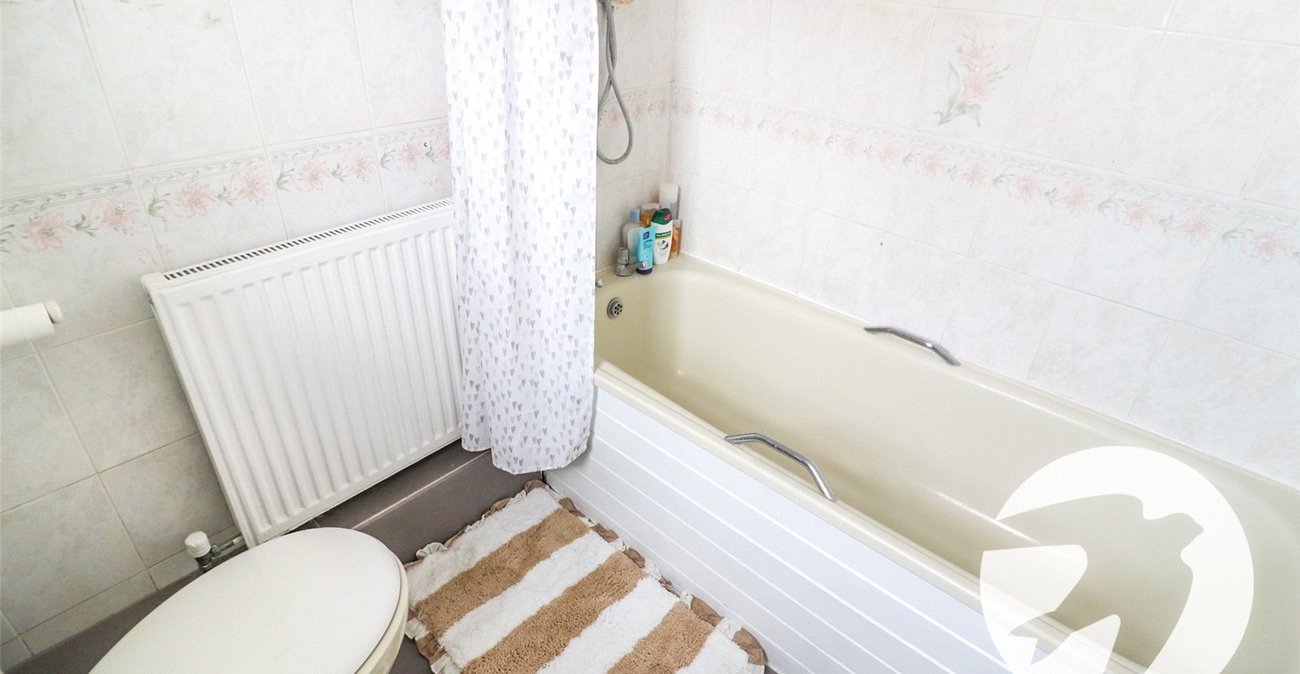 2 bedroom property for sale in Erith | Robinson Jackson