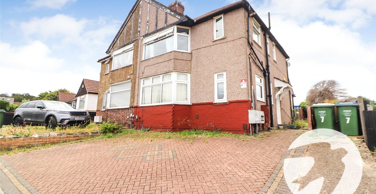 2 bedroom property for sale in Northumberland Heath | Robinson Jackson
