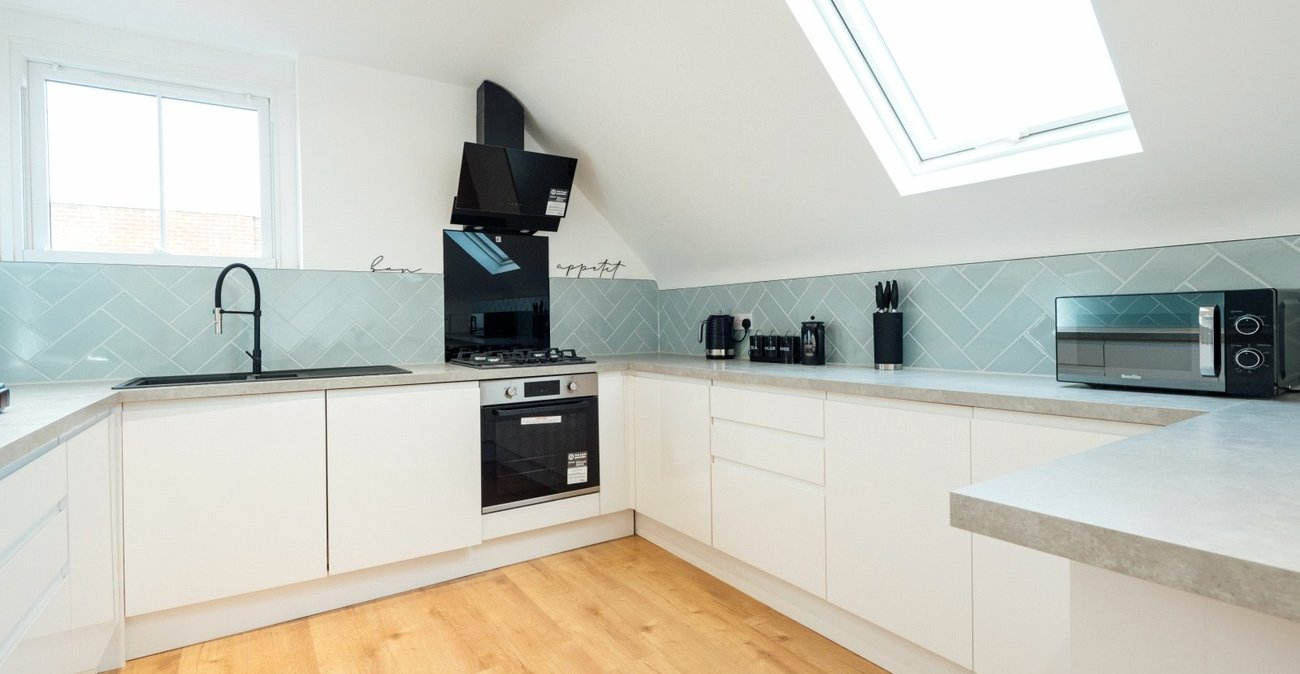 2 bedroom property for sale in Catford | Robinson Jackson