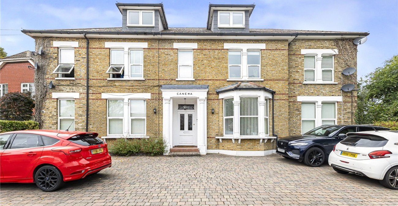 1 bedroom property for sale in Green Court Road | Robinson Jackson