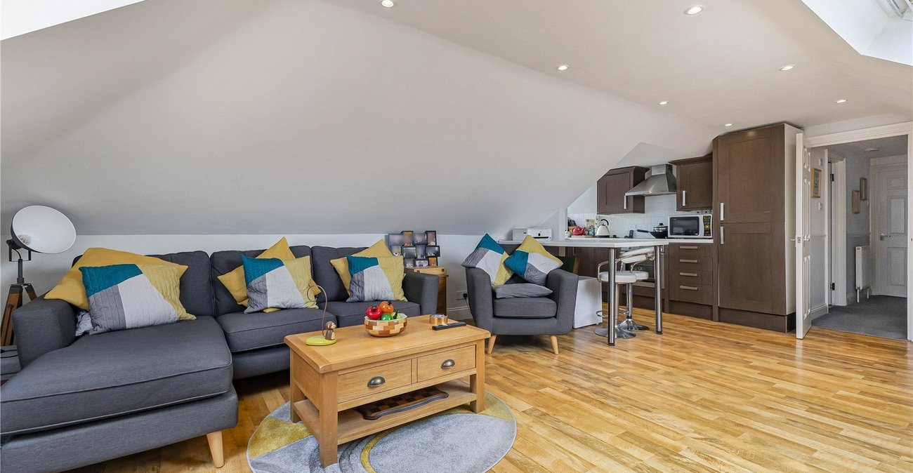 1 bedroom property for sale in Green Court Road | Robinson Jackson