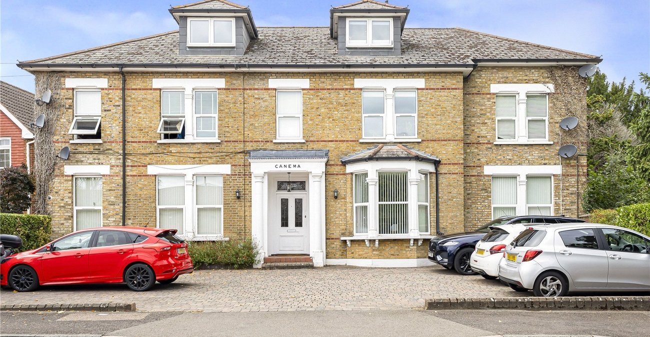 1 bedroom property for sale in Green Court Road | Robinson Jackson