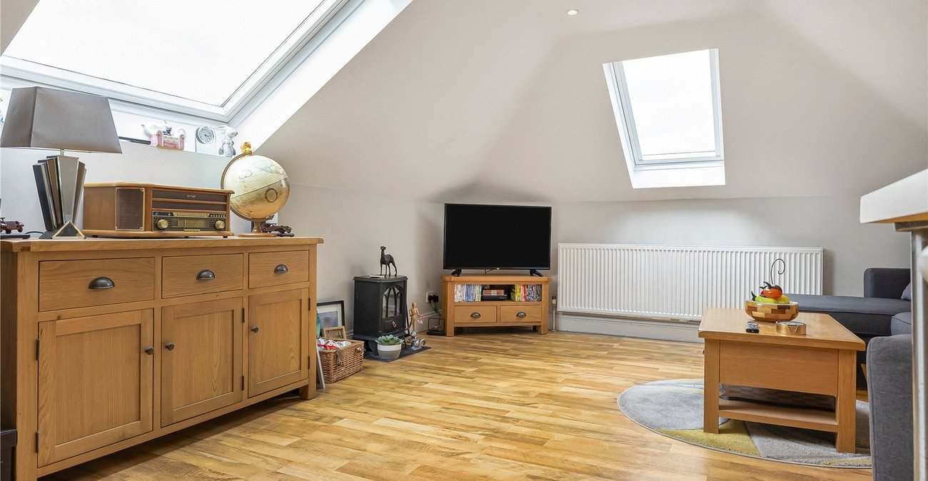 1 bedroom property for sale in Green Court Road | Robinson Jackson