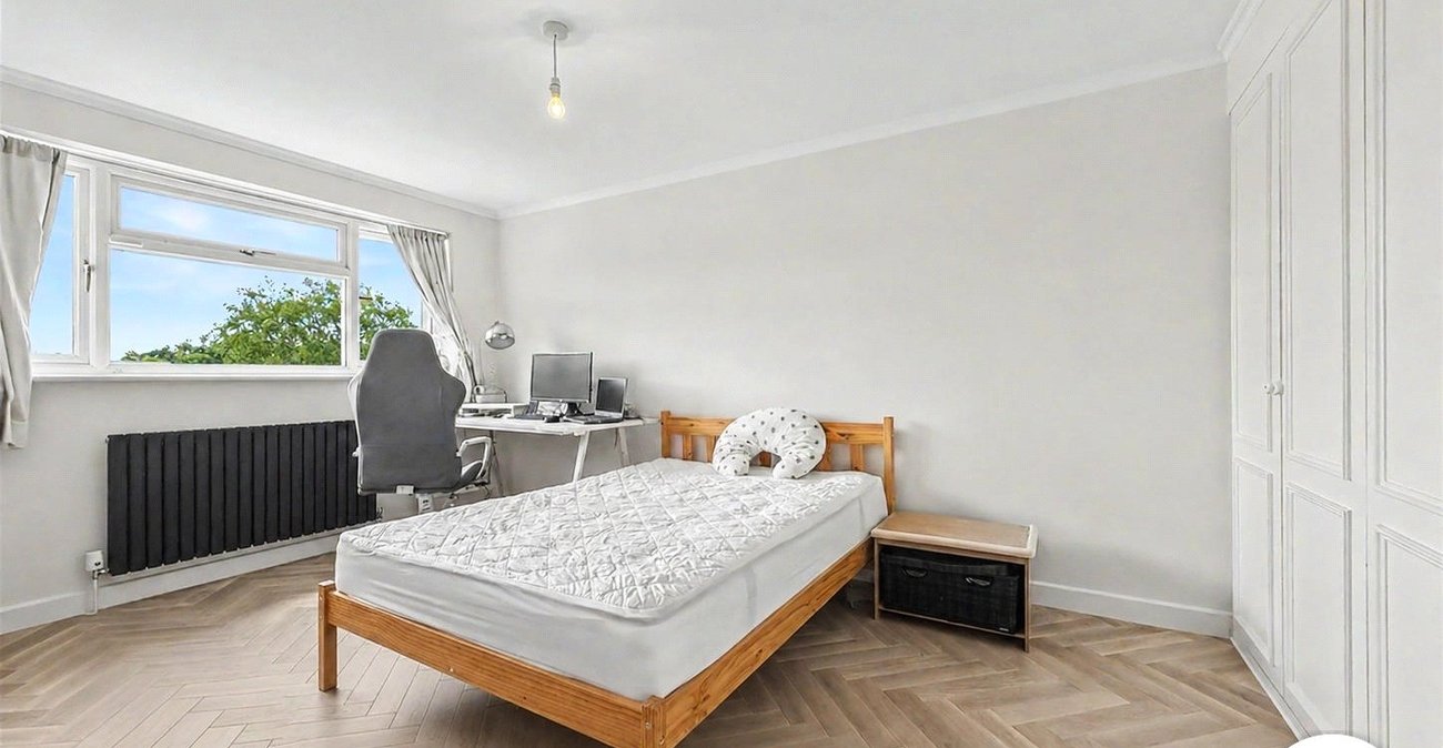 3 bedroom house for sale in Rochester | Robinson Michael & Jackson