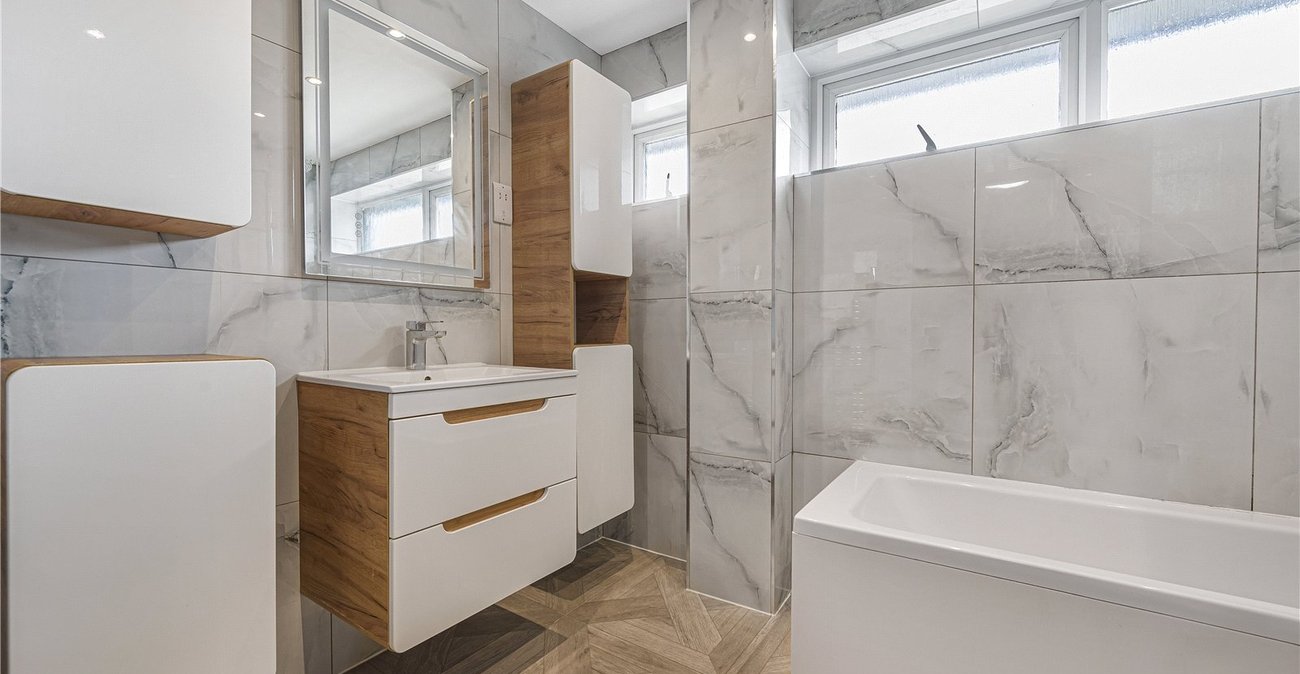 3 bedroom house for sale in Dartford | Robinson Jackson