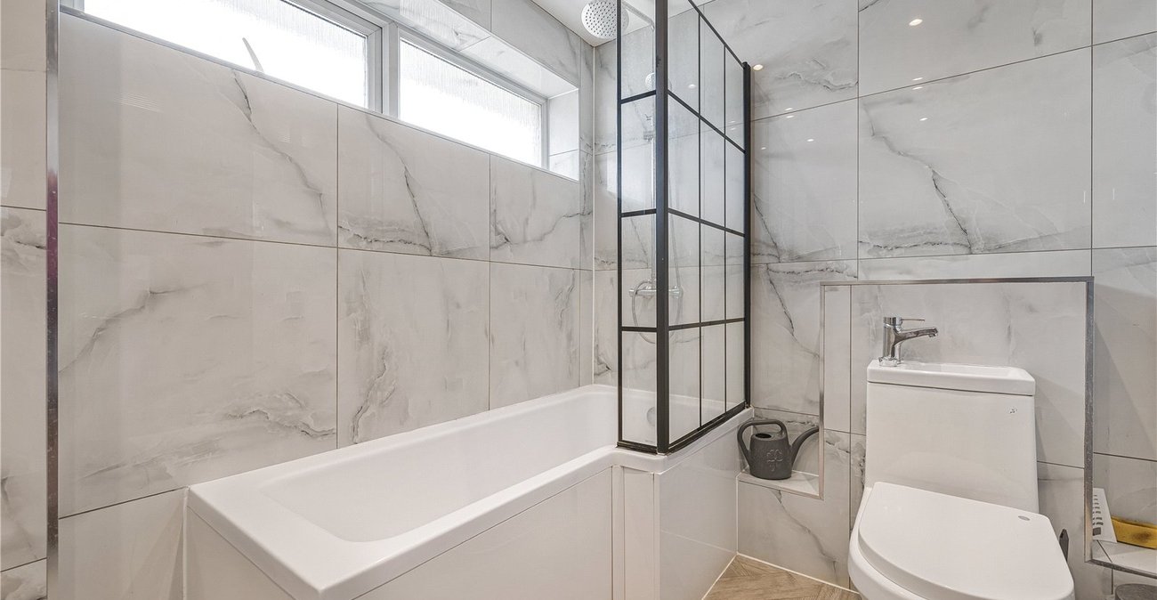 3 bedroom house for sale in Dartford | Robinson Jackson