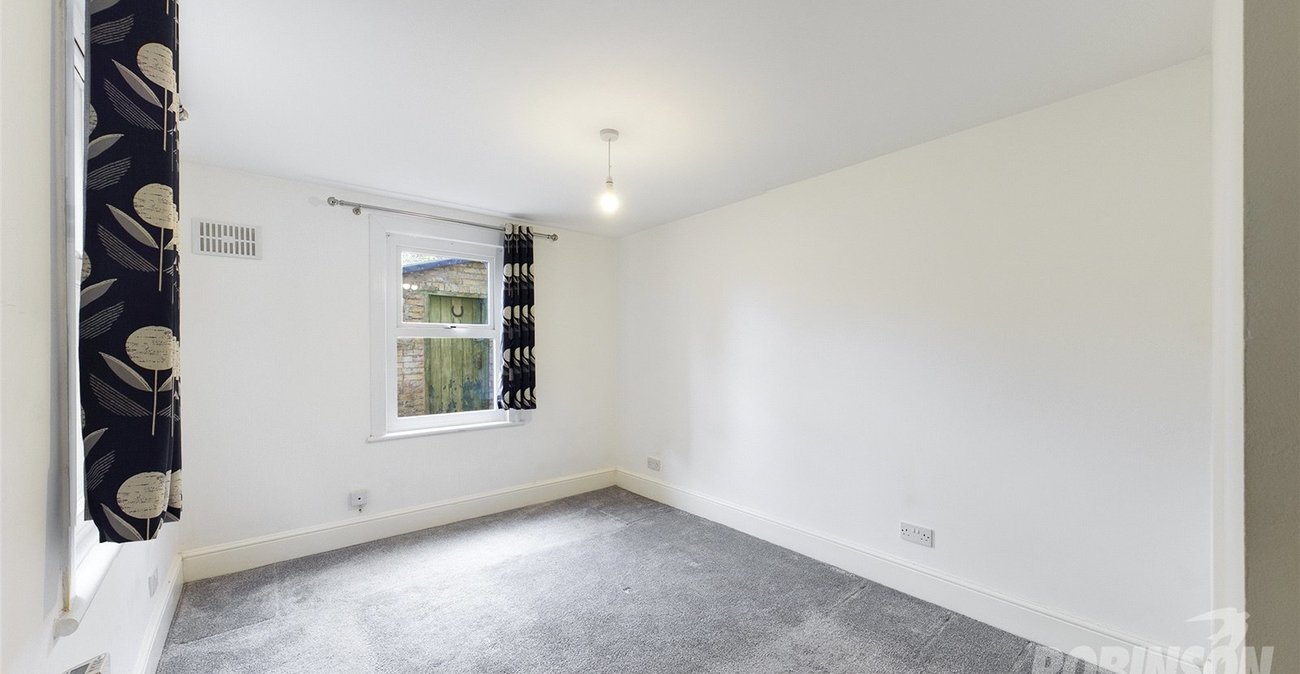 1 bedroom property for sale in Sittingbourne | Robinson Michael & Jackson
