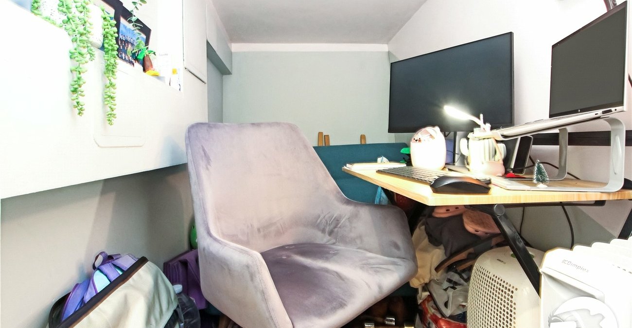 2 bedroom property for sale in Shooters Hill | Robinson Jackson