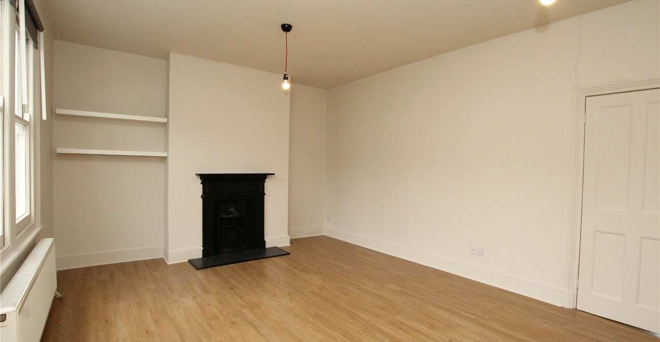 1 bedroom property for sale in Shooters Hill | Robinson Jackson