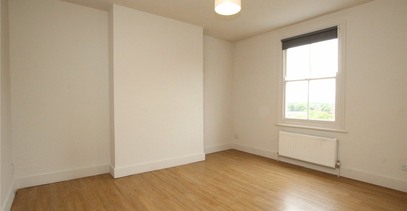 1 bedroom property for sale in Shooters Hill | Robinson Jackson