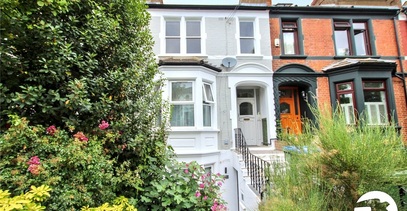 1 bedroom property for sale in Shooters Hill | Robinson Jackson