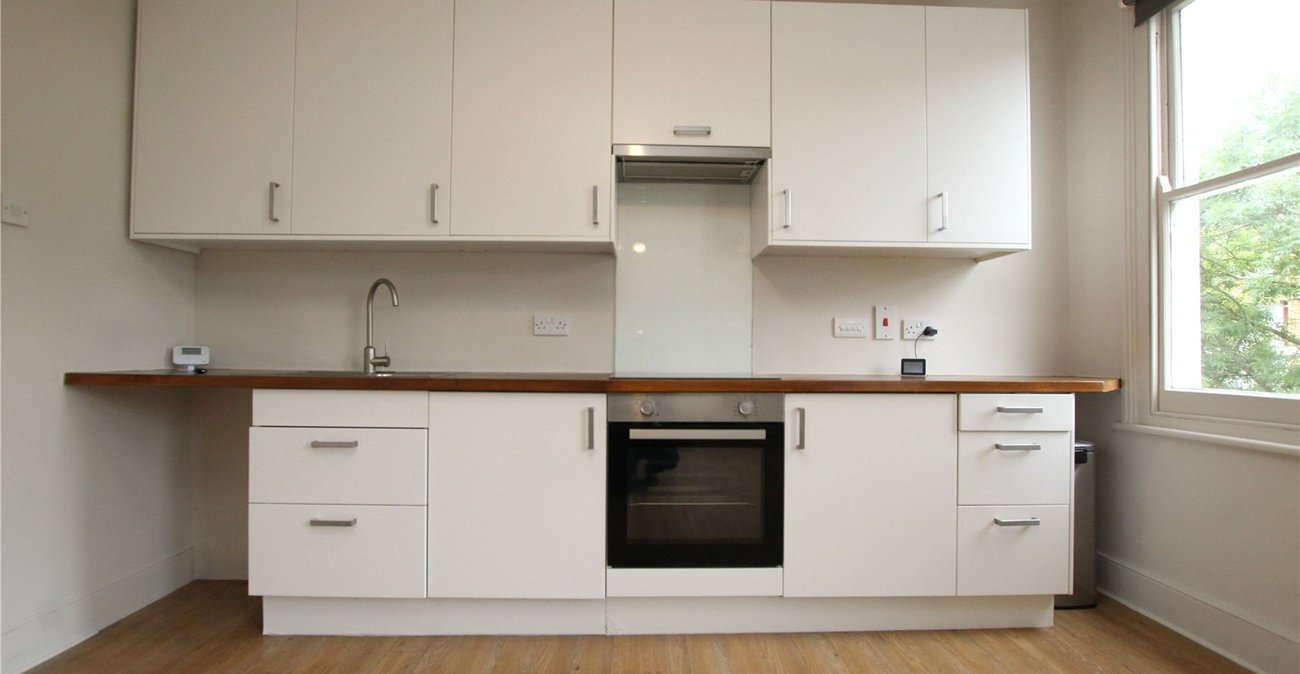 1 bedroom property for sale in Shooters Hill | Robinson Jackson