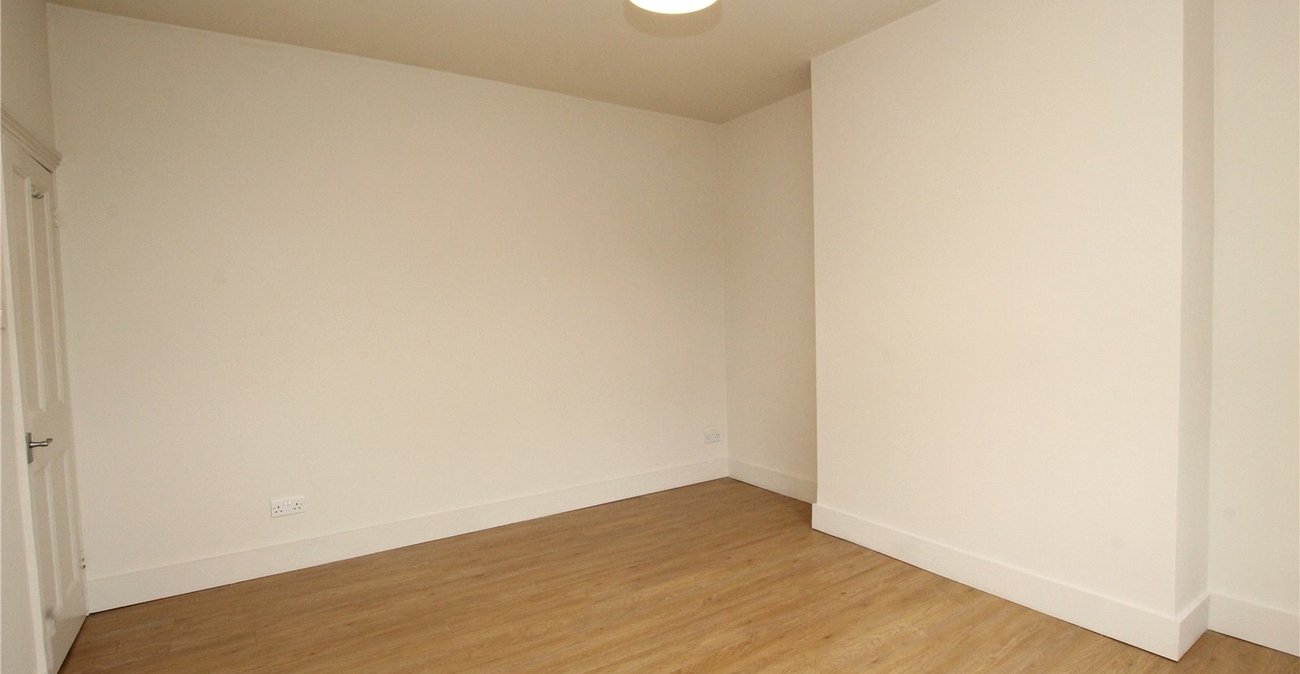 1 bedroom property for sale in Shooters Hill | Robinson Jackson