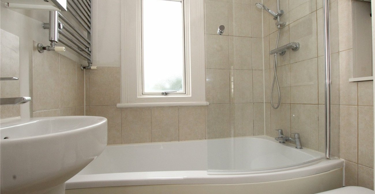 1 bedroom property for sale in Shooters Hill | Robinson Jackson