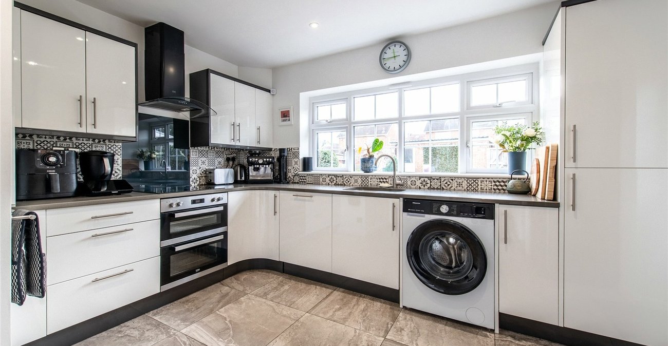 4 bedroom house for sale in Sittingbourne | Robinson Michael & Jackson