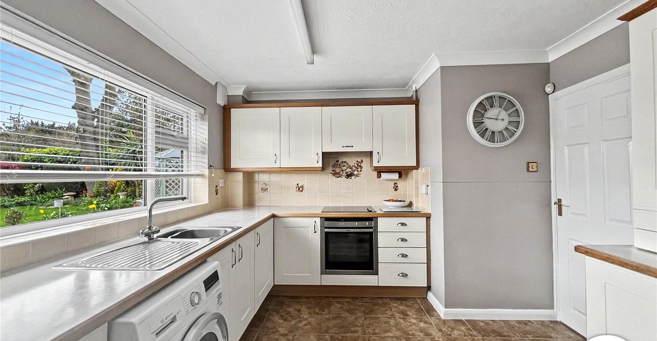 4 bedroom house for sale in Sittingbourne | Robinson Michael & Jackson