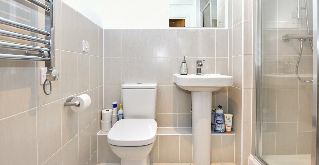 2 bedroom property for sale in Bexleyheath | Robinson Jackson