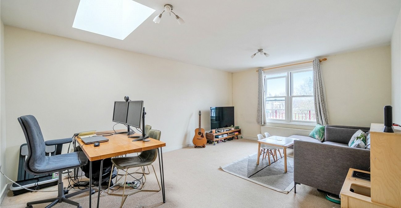 2 bedroom property for sale in Forest Hill | Robinson Jackson