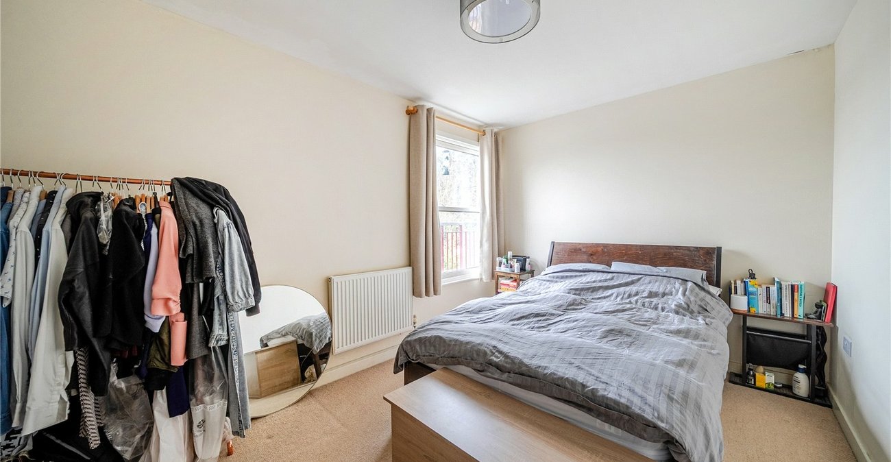 2 bedroom property for sale in Forest Hill | Robinson Jackson