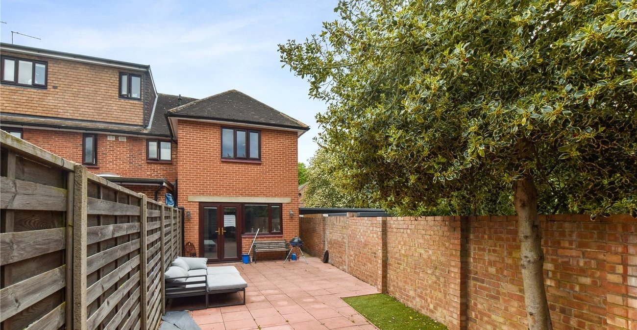 2 bedroom house for sale in Bexley | Robinson Jackson