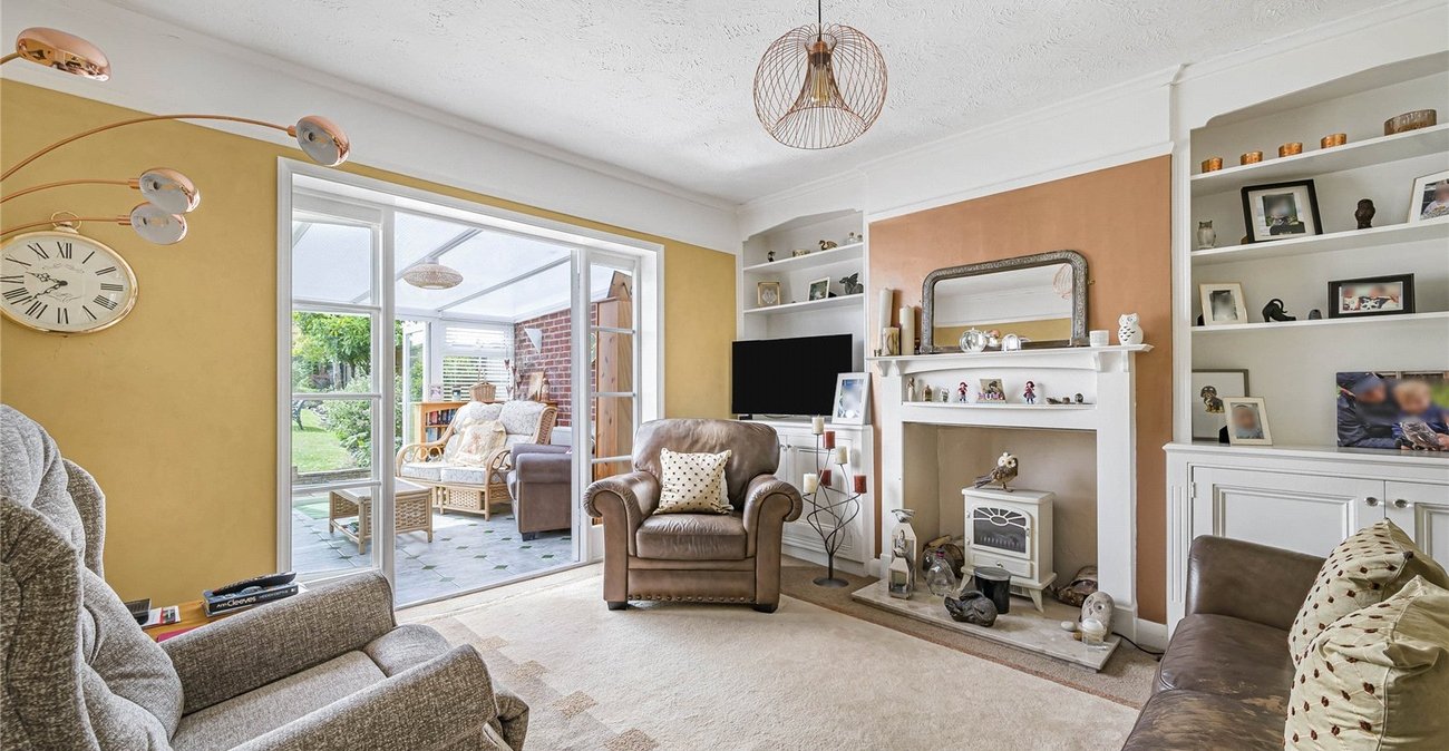 2 bedroom bungalow for sale in Bexley | Robinson Jackson