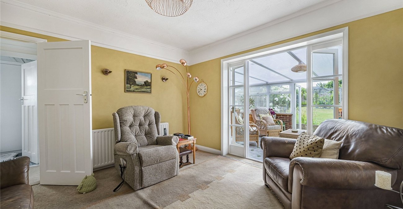 2 bedroom bungalow for sale in Bexley | Robinson Jackson