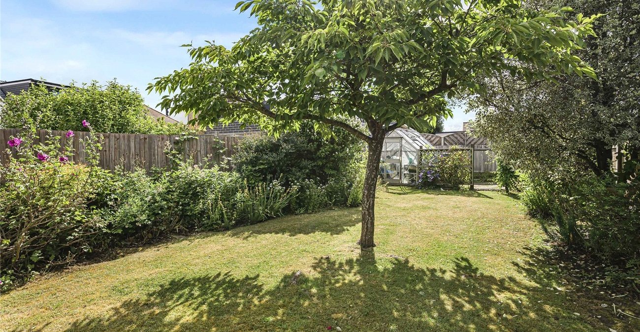 2 bedroom bungalow for sale in Bexley | Robinson Jackson