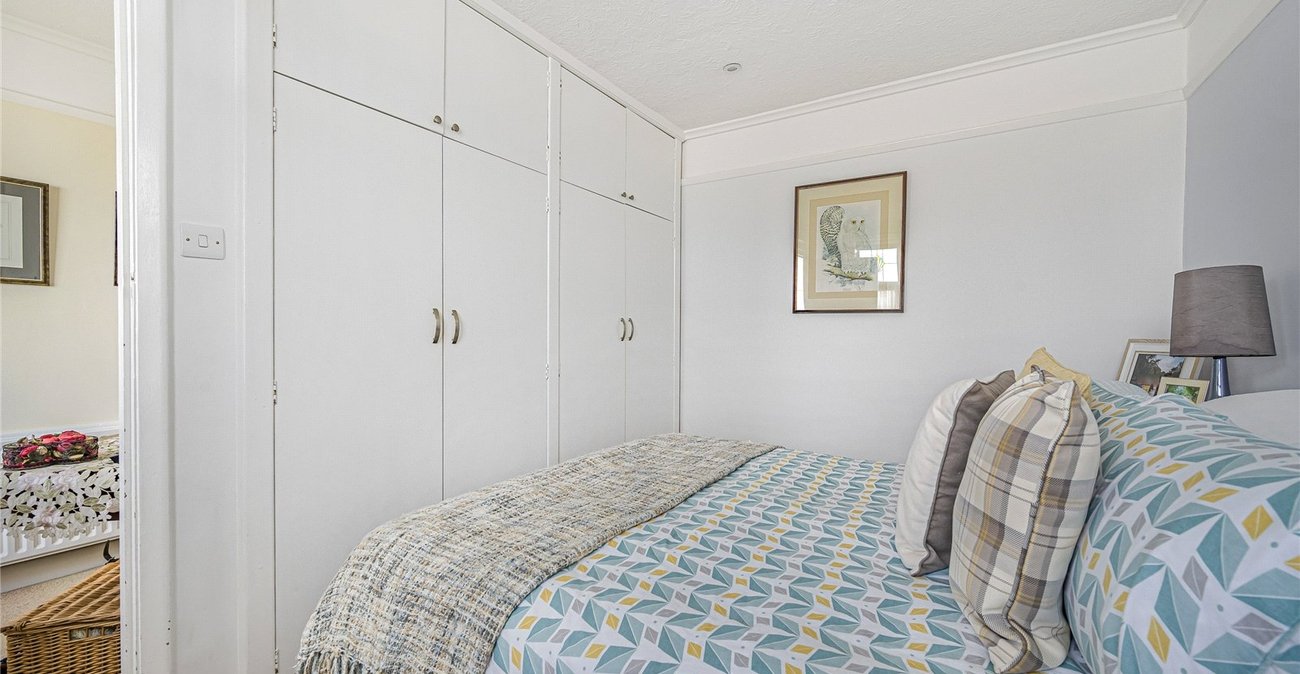 2 bedroom bungalow for sale in Bexley | Robinson Jackson