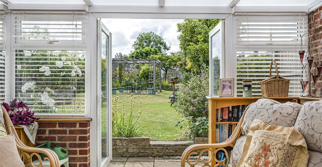 2 bedroom bungalow for sale in Bexley | Robinson Jackson