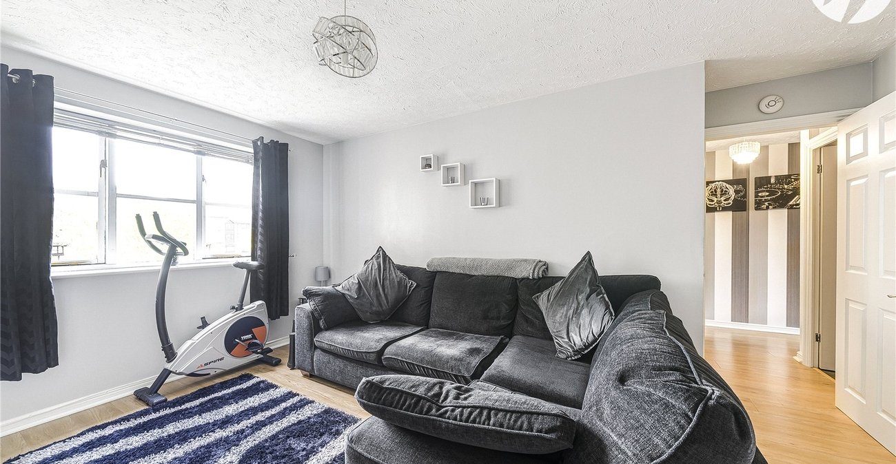 1 bedroom property for sale in Osbourne Road | Robinson Jackson