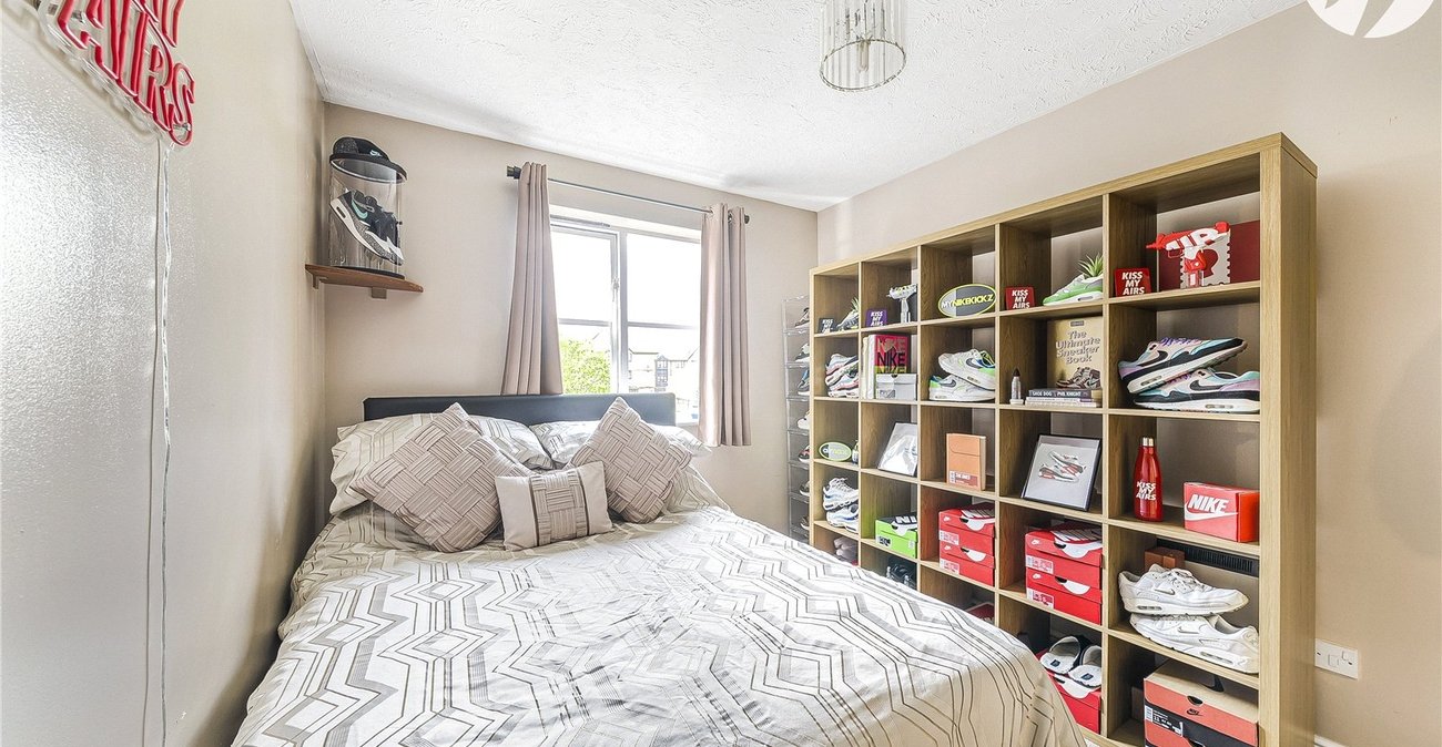 1 bedroom property for sale in Osbourne Road | Robinson Jackson