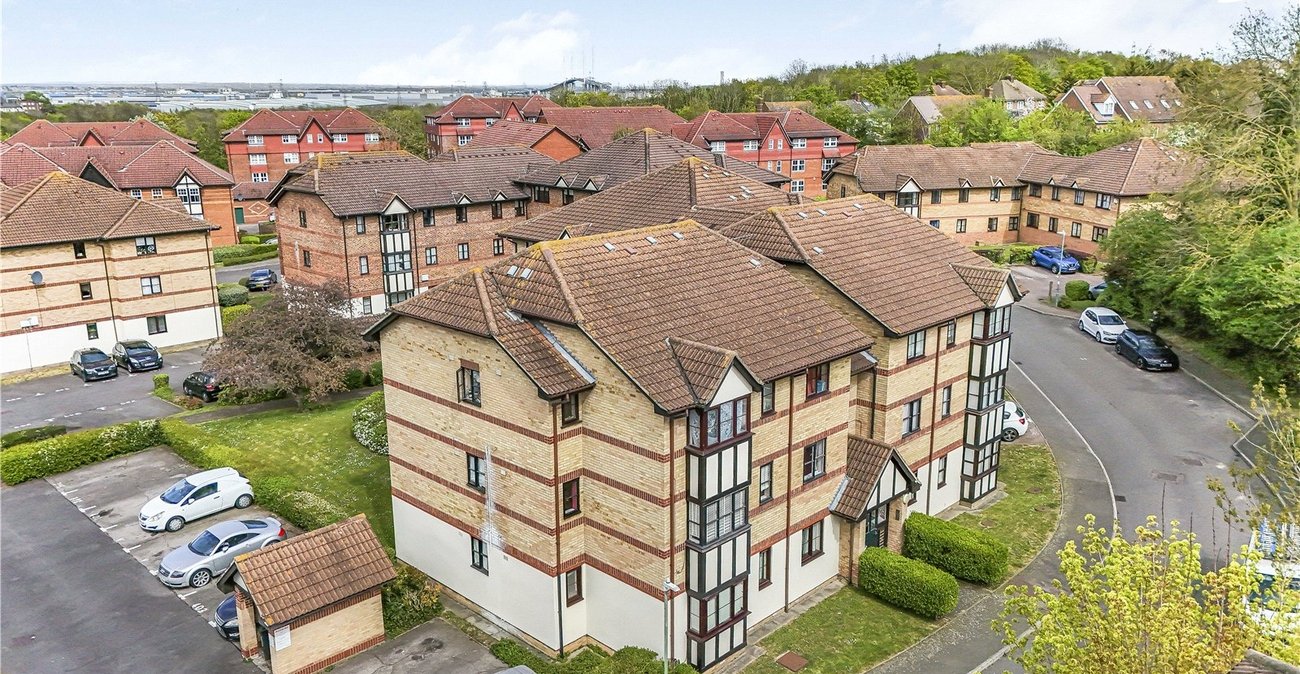 1 bedroom property for sale in Osbourne Road | Robinson Jackson