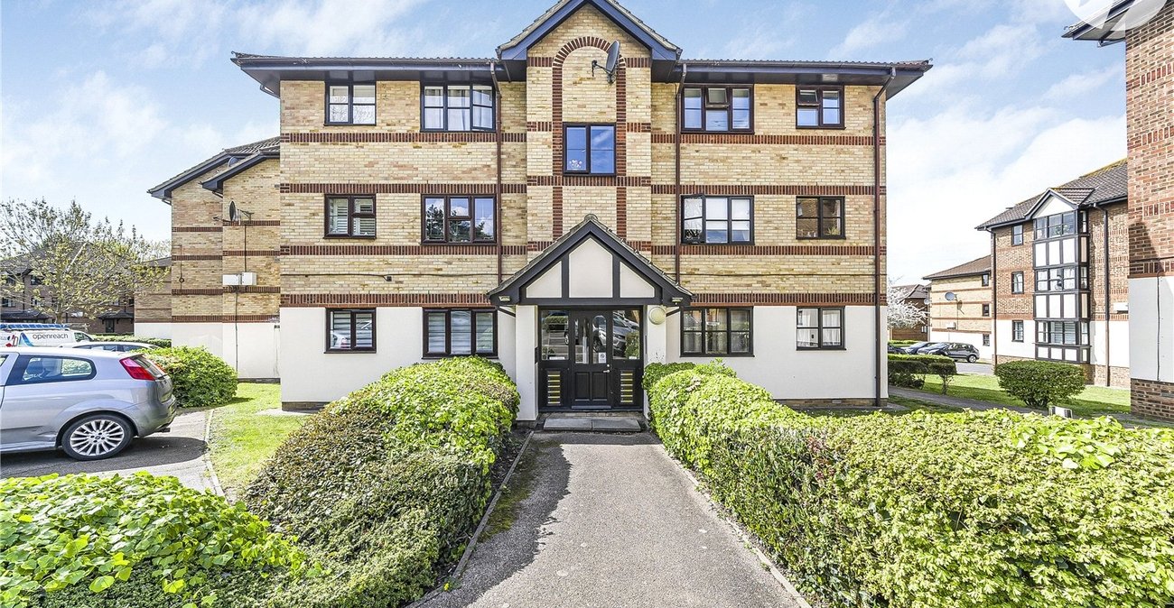 1 bedroom property for sale in Osbourne Road | Robinson Jackson