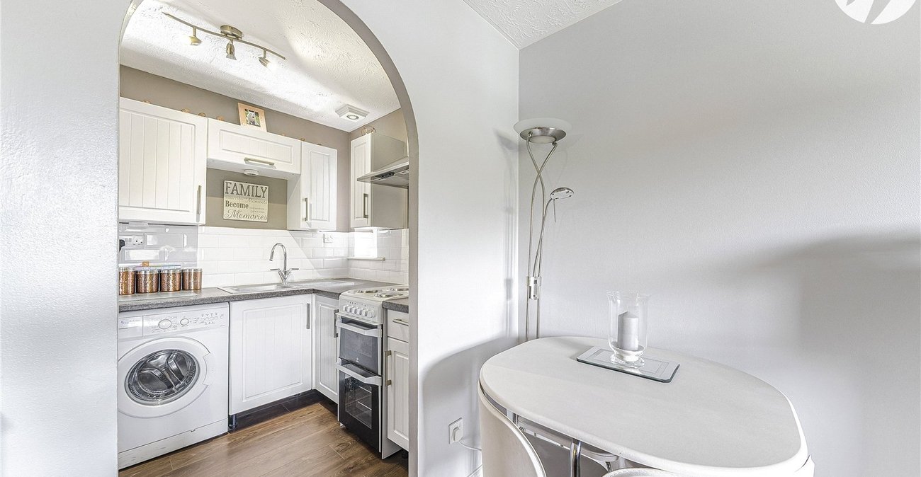 1 bedroom property for sale in Osbourne Road | Robinson Jackson
