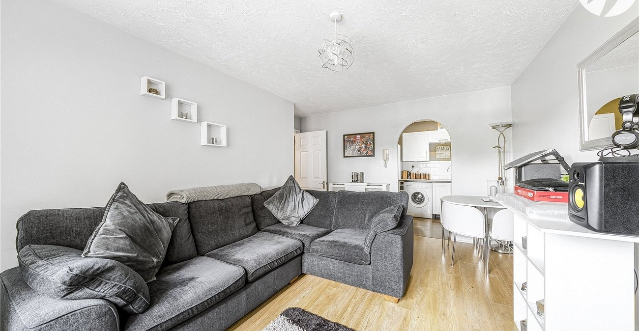 1 bedroom property for sale in Osbourne Road | Robinson Jackson