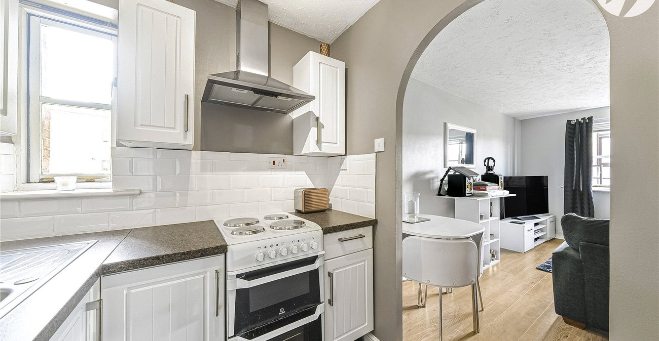 1 bedroom property for sale in Osbourne Road | Robinson Jackson